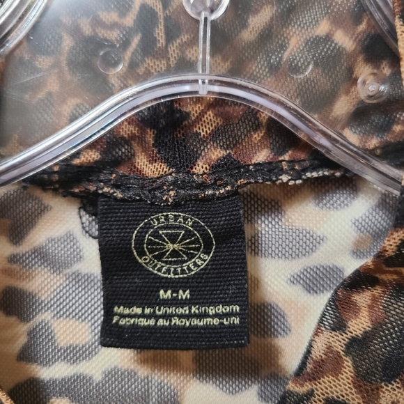 Women’s shirts - Picture 7 of 7